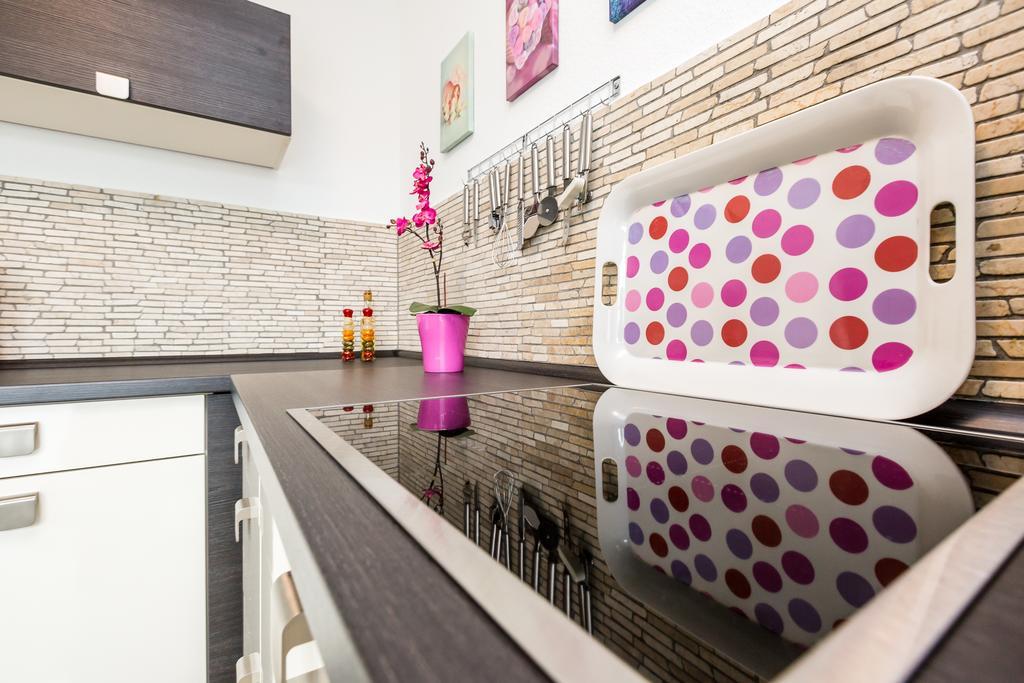 Apartment Koeln Rath מראה חיצוני תמונה